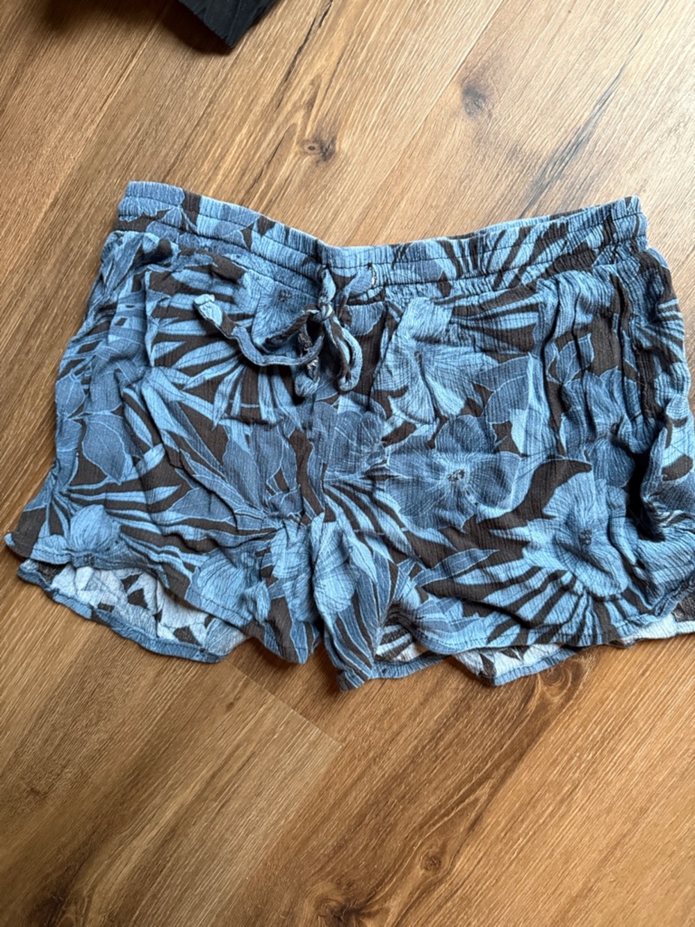 Aeropostale Blue and Brown Floral Print Women’s Shorts
